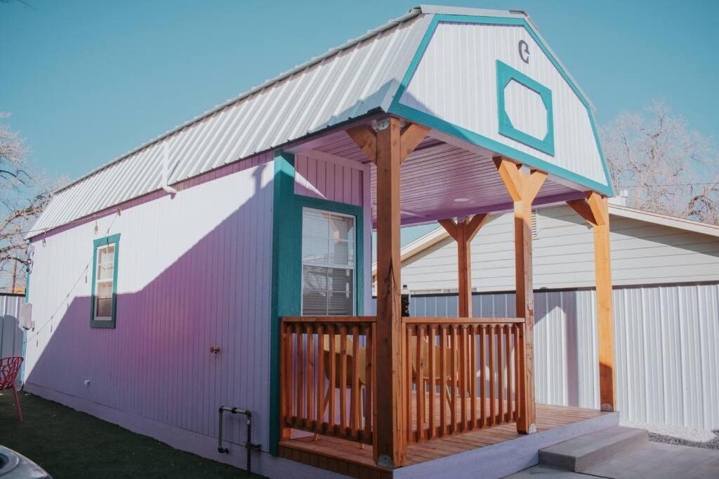 Agave Tiny House At Cactus Flower-Hot Tub-Pet Friendly-No Pet Fees! Albuquerque Exterior photo